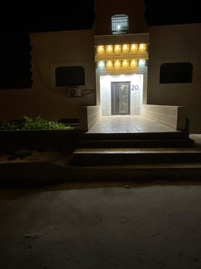 Black Iris Jarash Exterior foto
